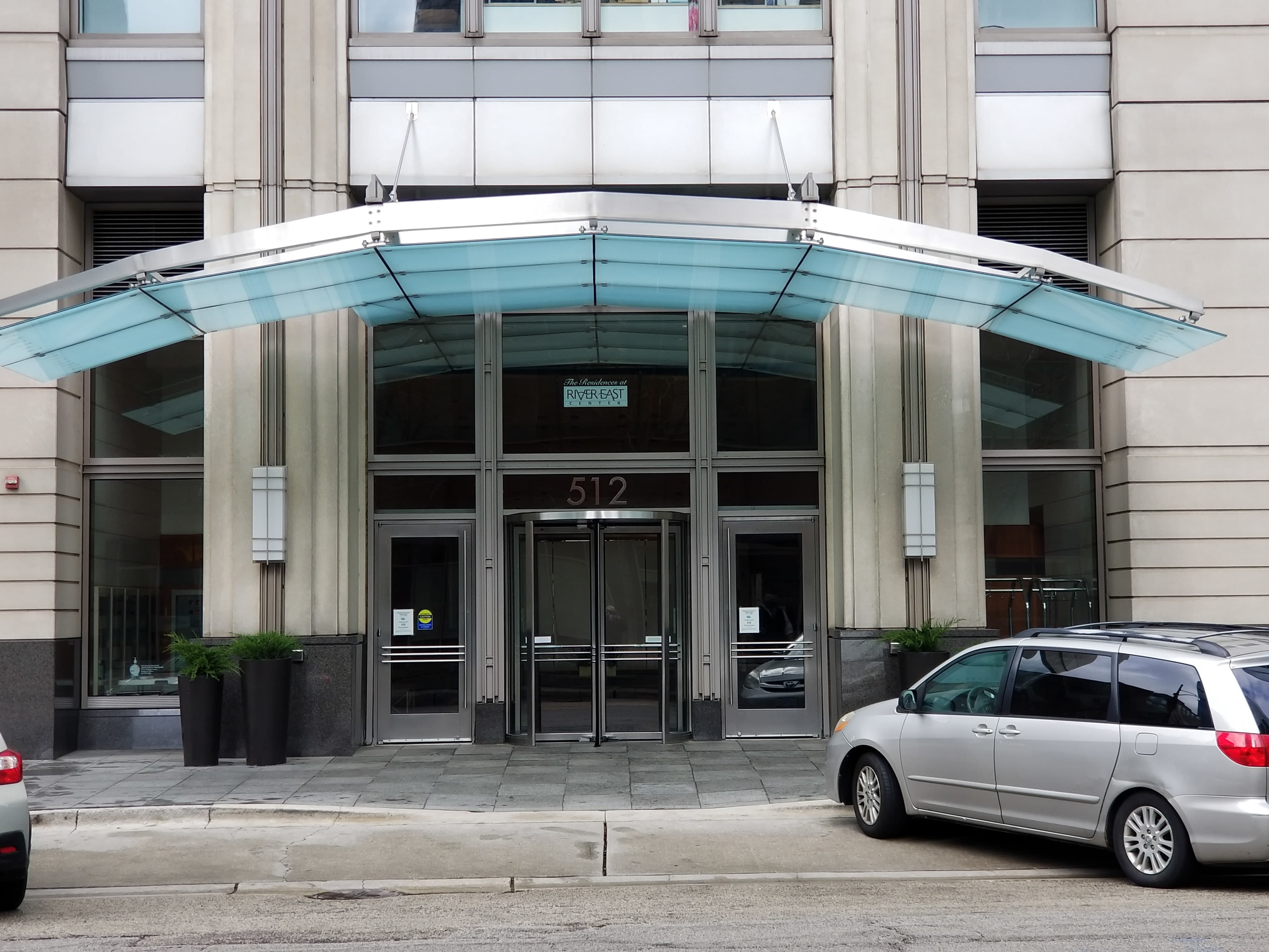 512 North Mcclurg Court – photo 2