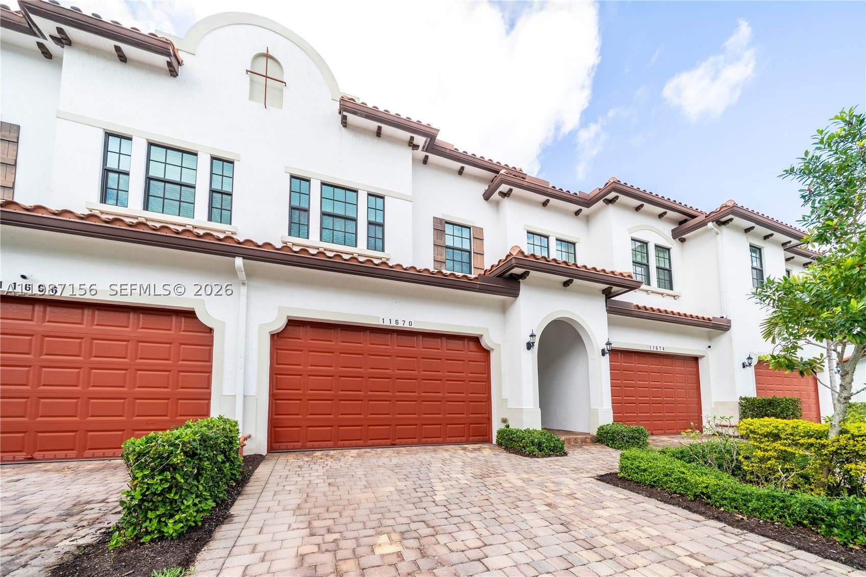 11674 SW 13th Ln – photo 2