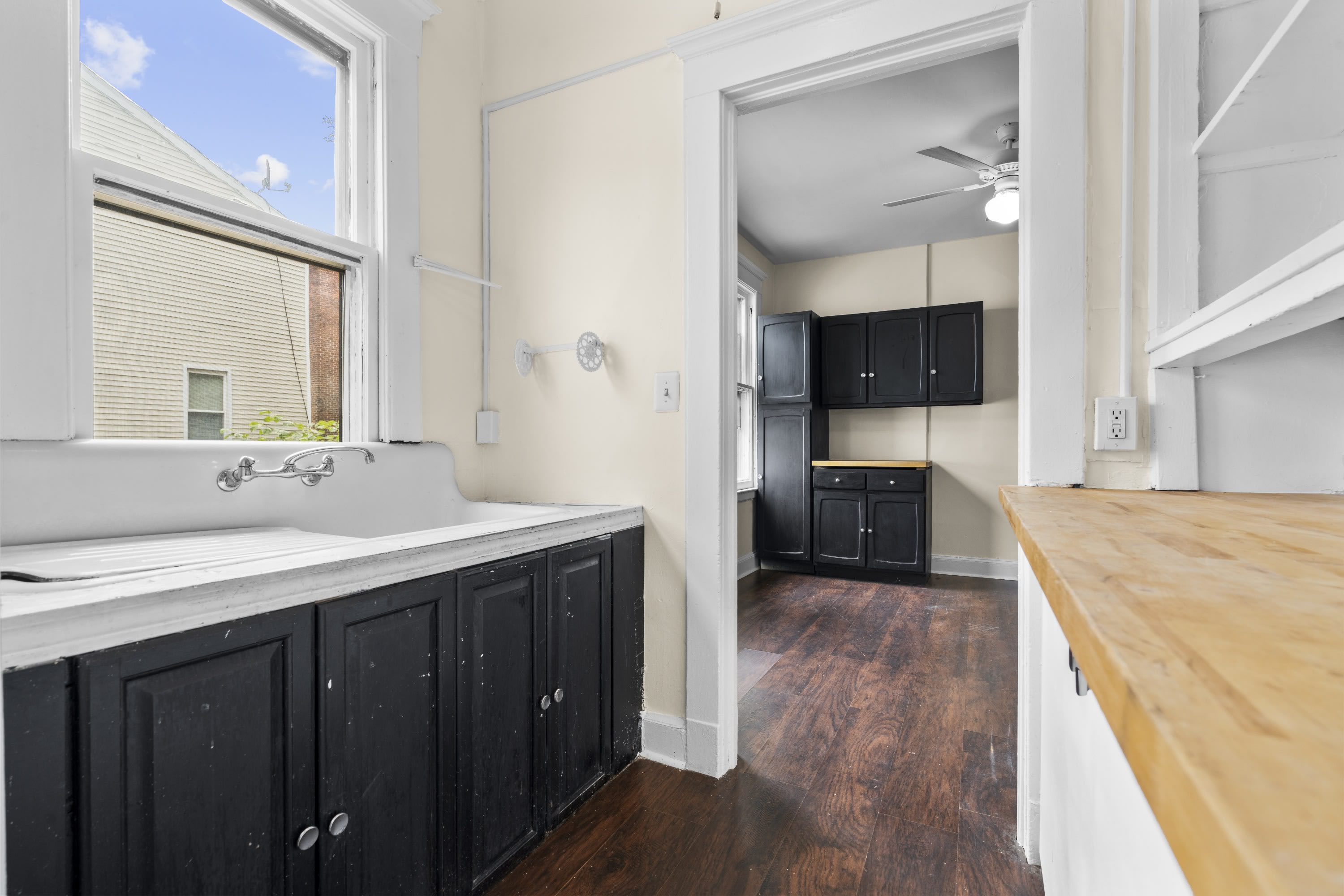 144 Gilbert Avenue, Unit 2 – photo 5