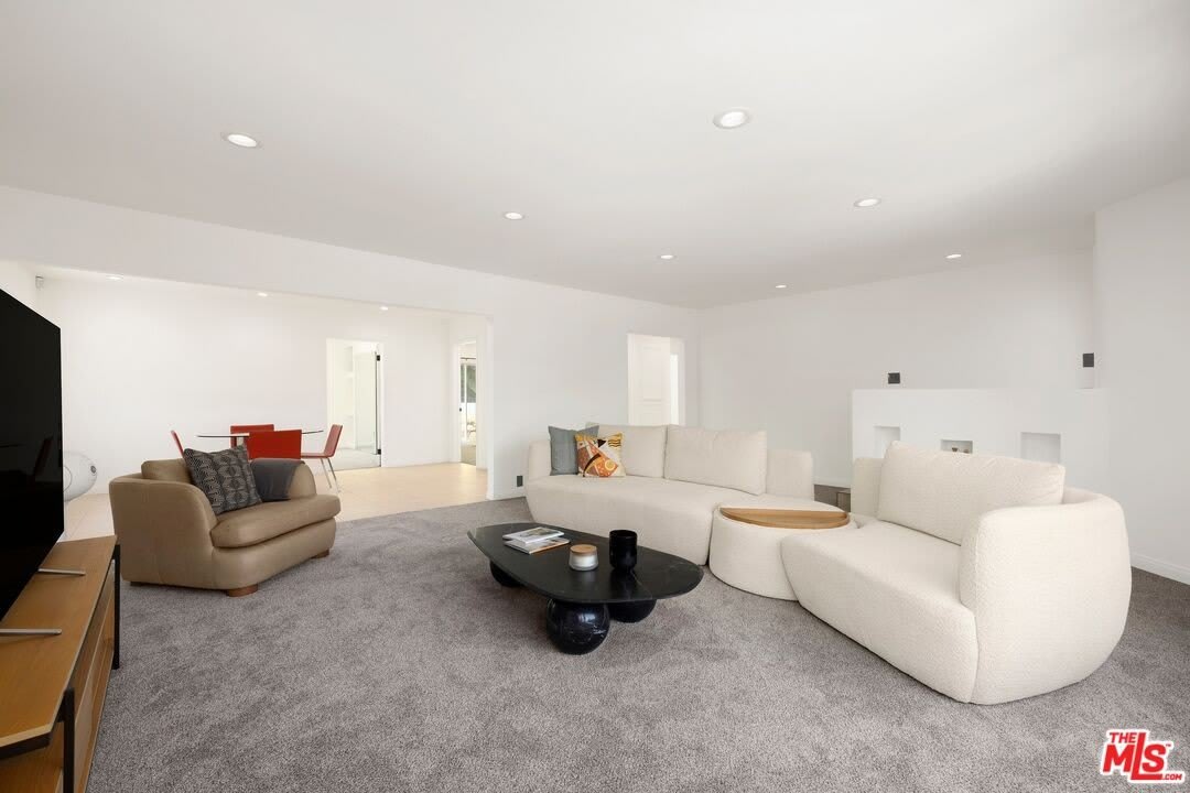 9536 Cresta Dr – photo 3