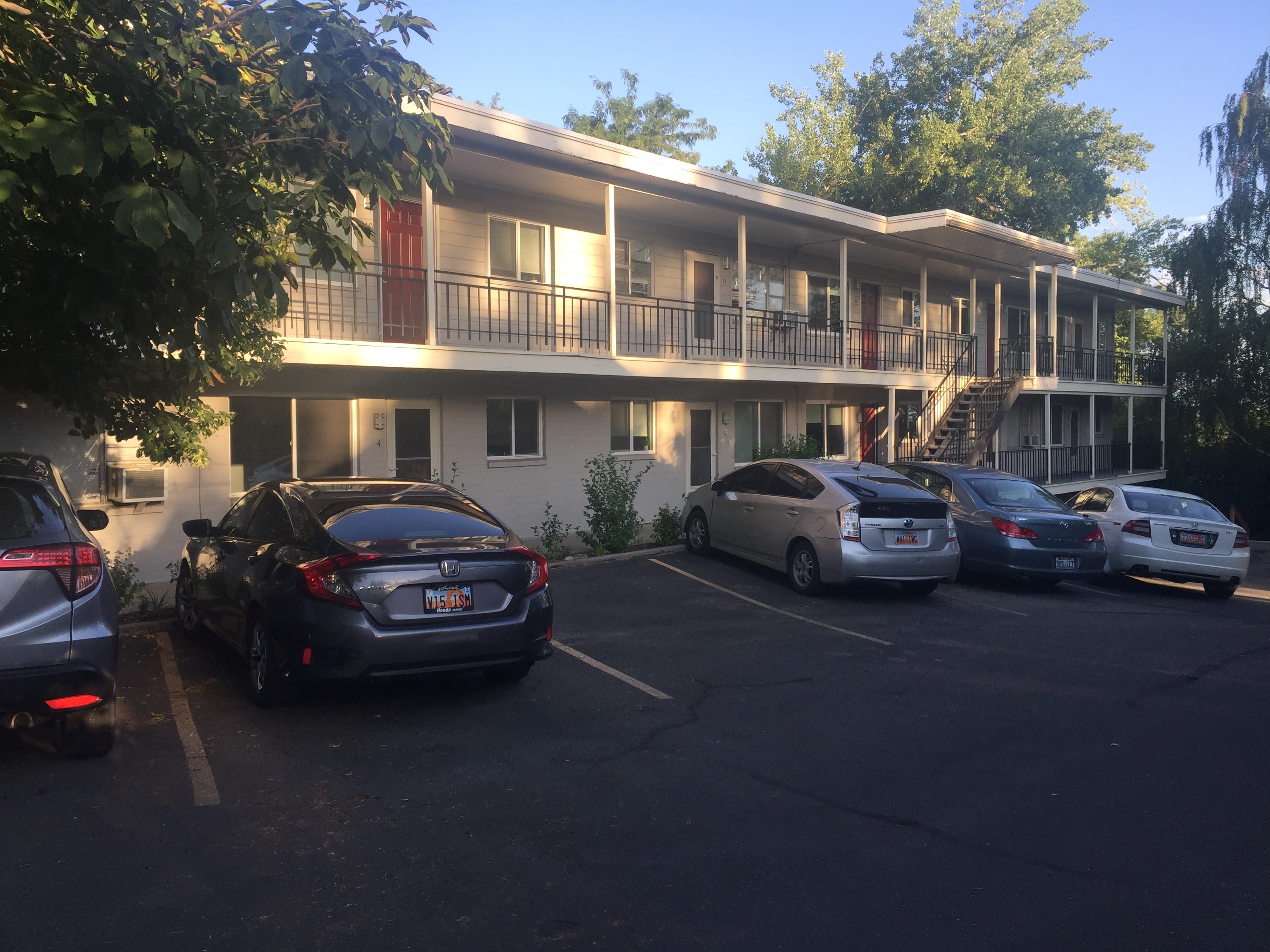 428 5Th Avenue – photo 2