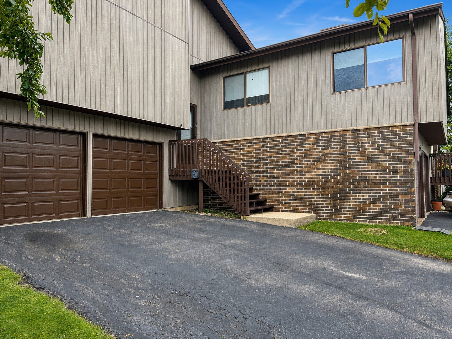 56 Century Drive – photo 2