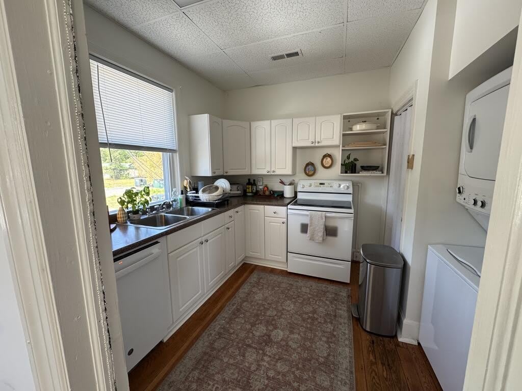 410 Chesapeake Drive – photo 5