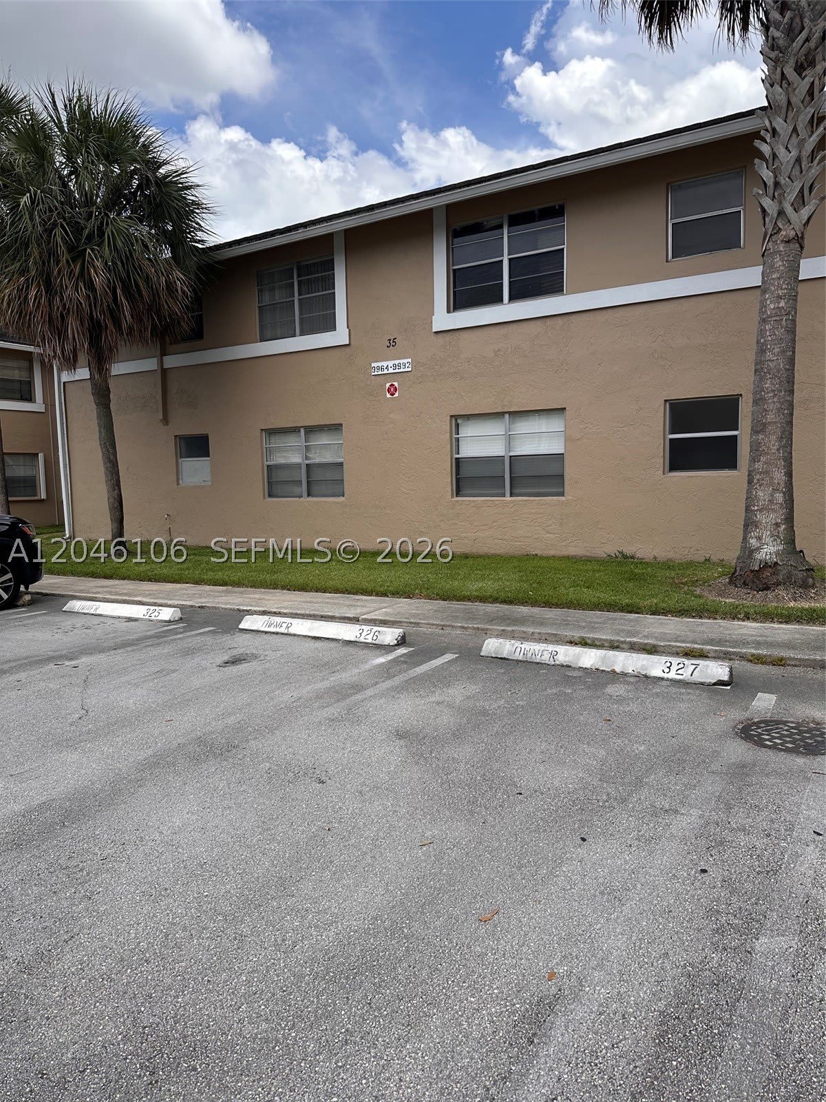 9976 Twin Lakes Dr – photo 3