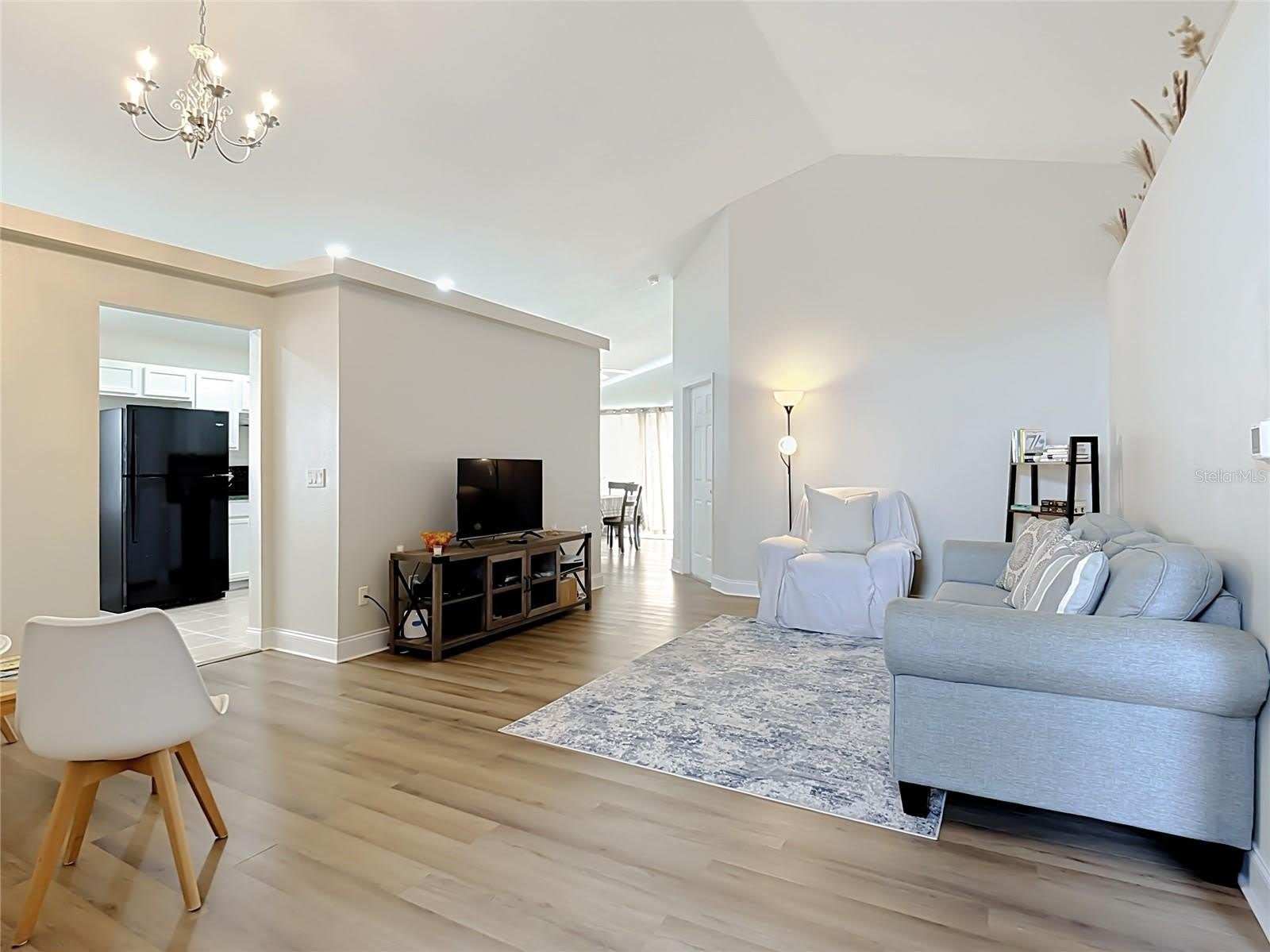 1128 Pinedale Drive – photo 3