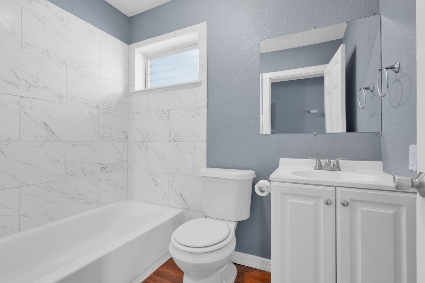 Cozy 3 Bed 2 Bath- Newly Renovated Home in Downtown San Antonio! – photo 5