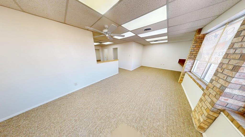 408 E Broadway – photo 3