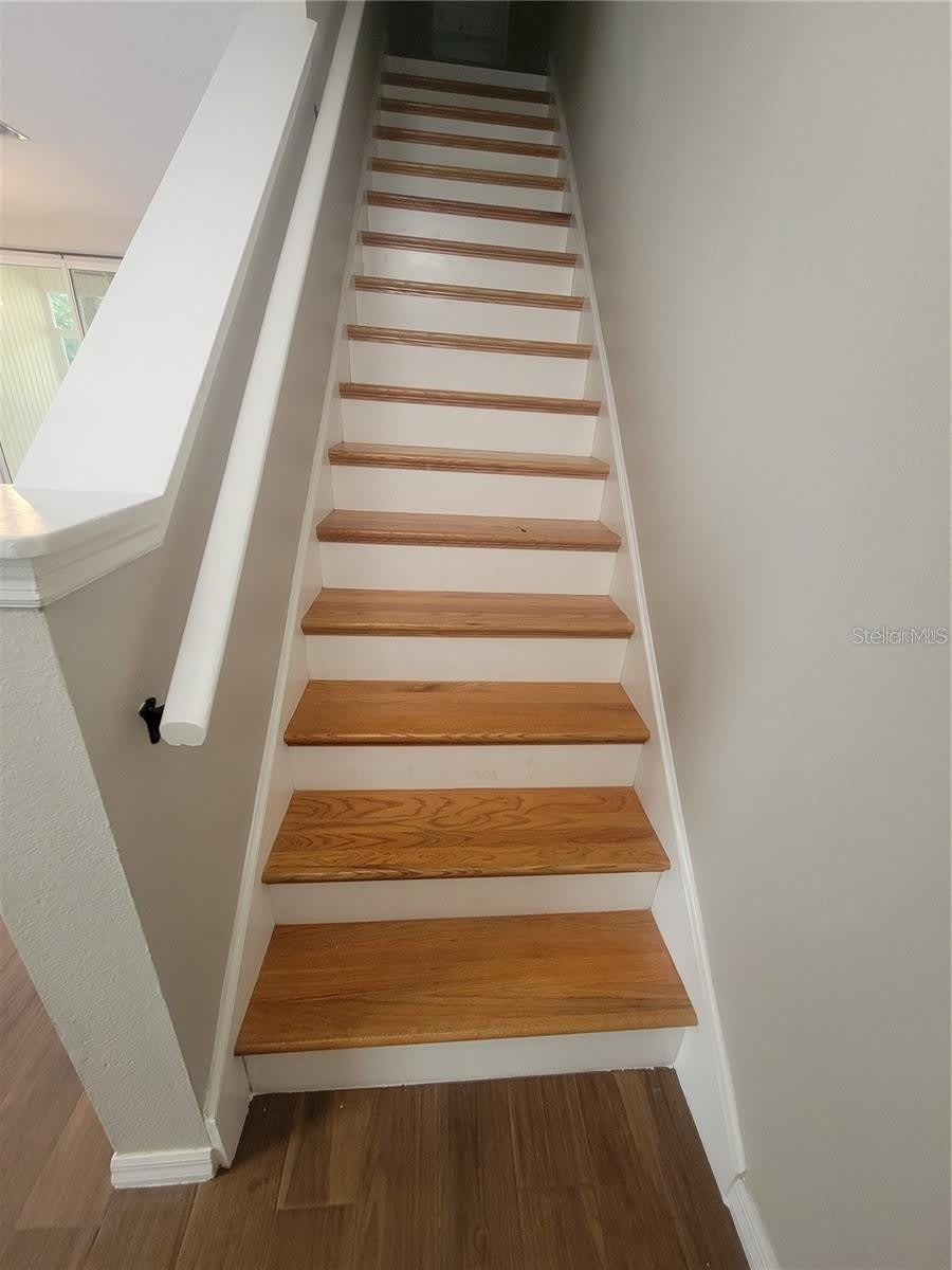 2221 GOLDEN OAK Lane – photo 3