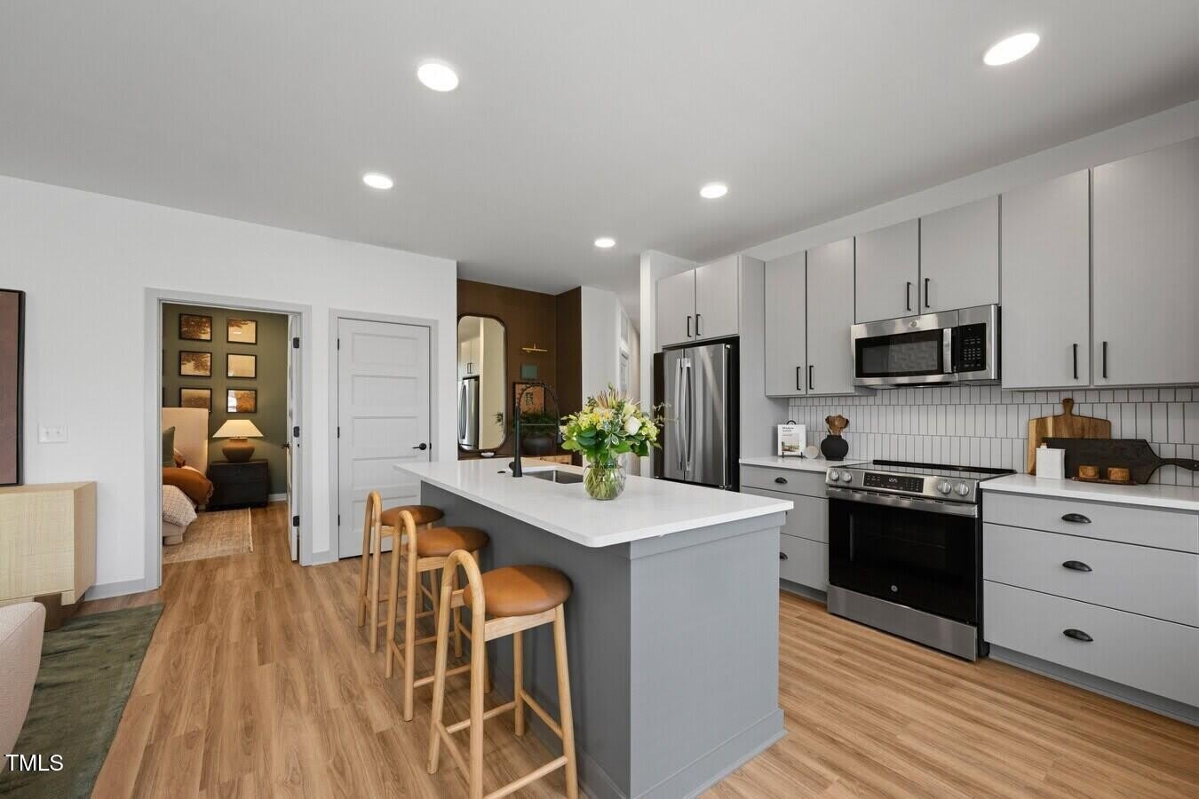 3901 Capital Hills Drive – photo 5