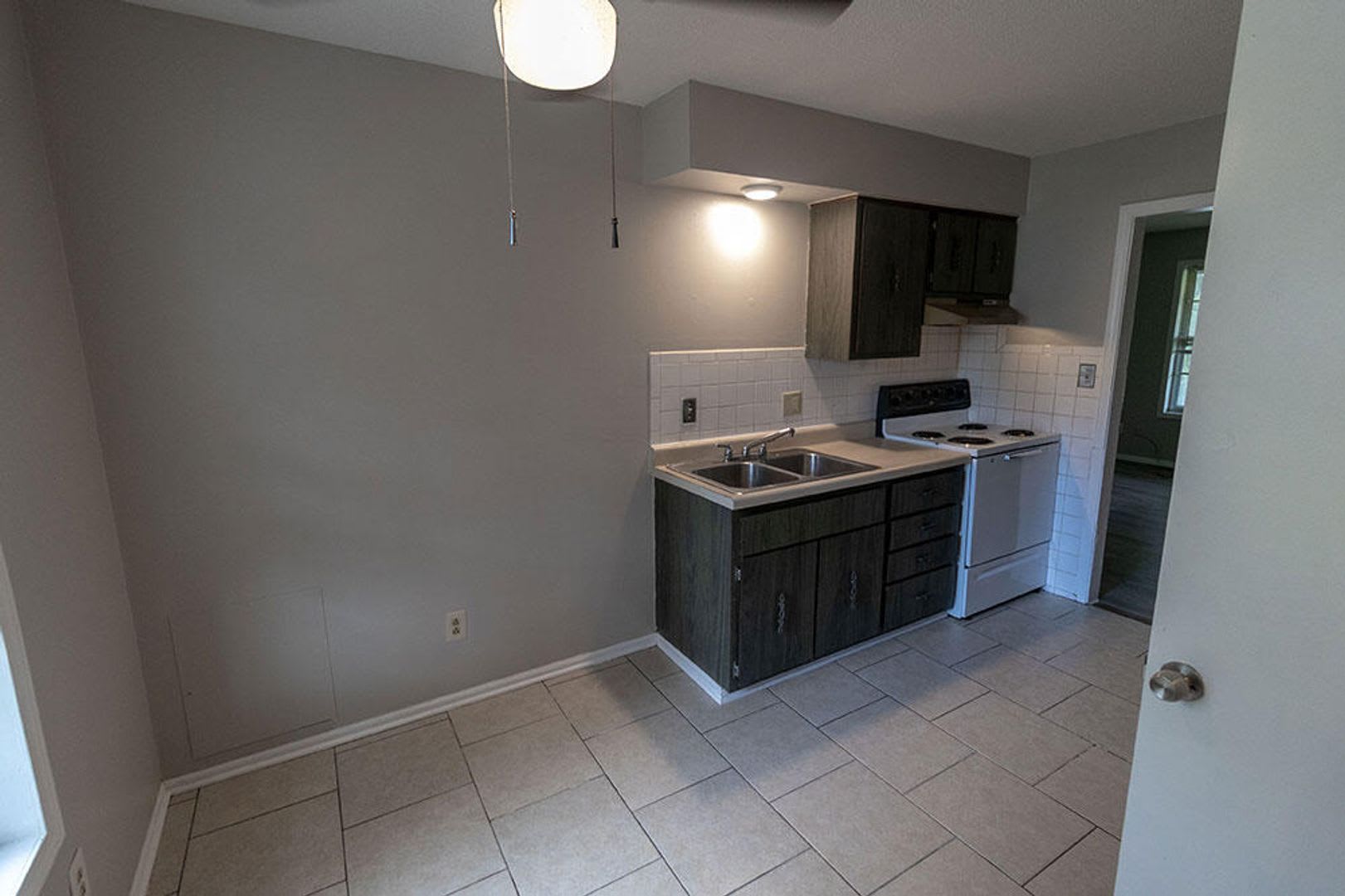 Two bedrooms, one bathroom – photo 4