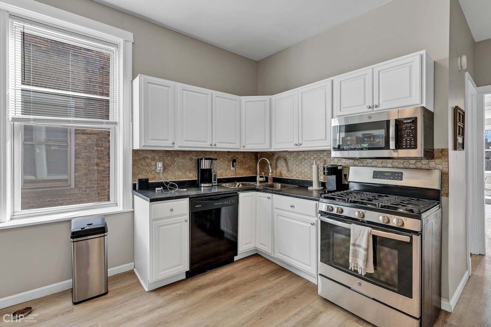 2346 W Thomas Street – photo 5
