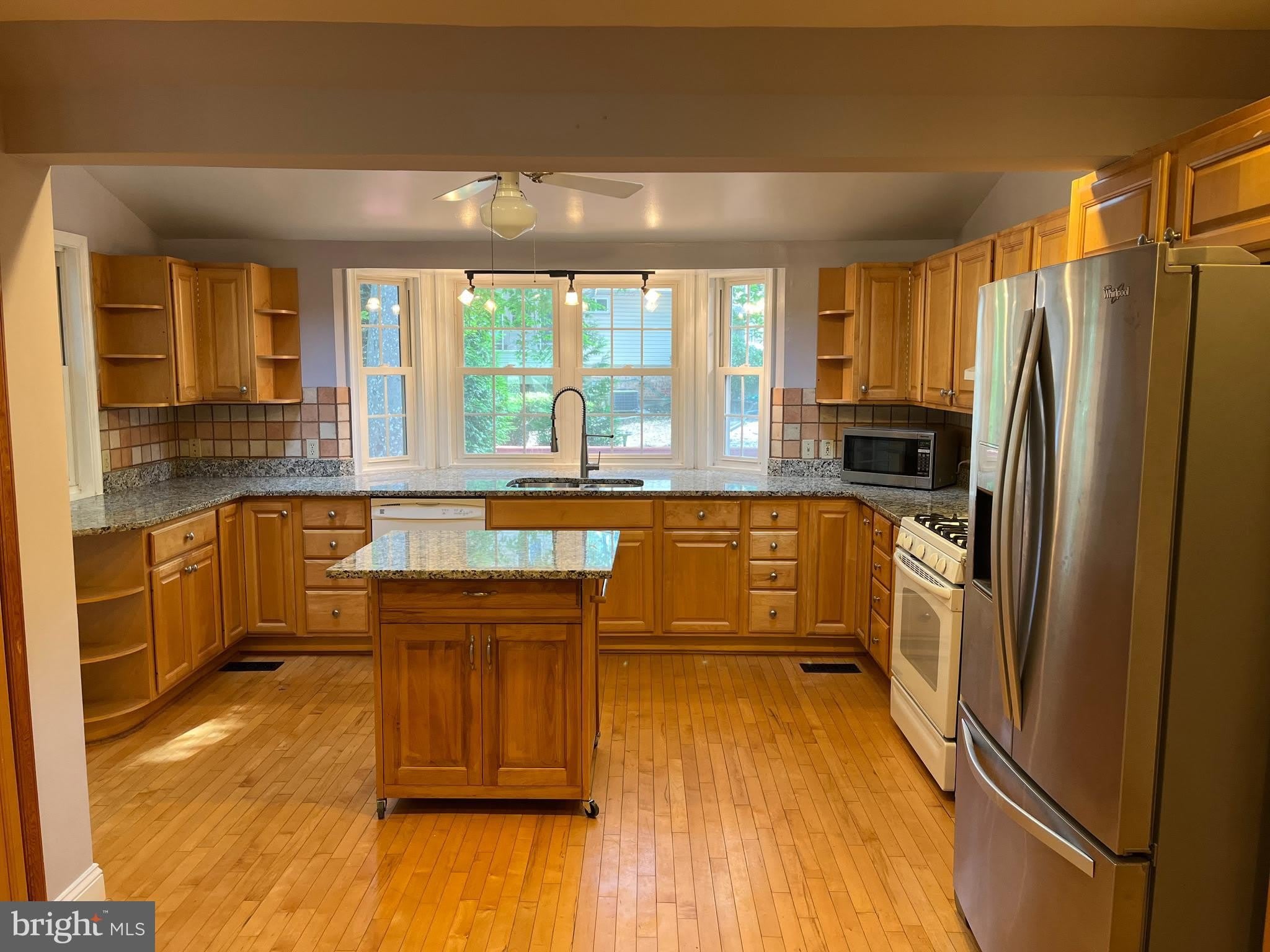 6803 DANTE Court – photo 4
