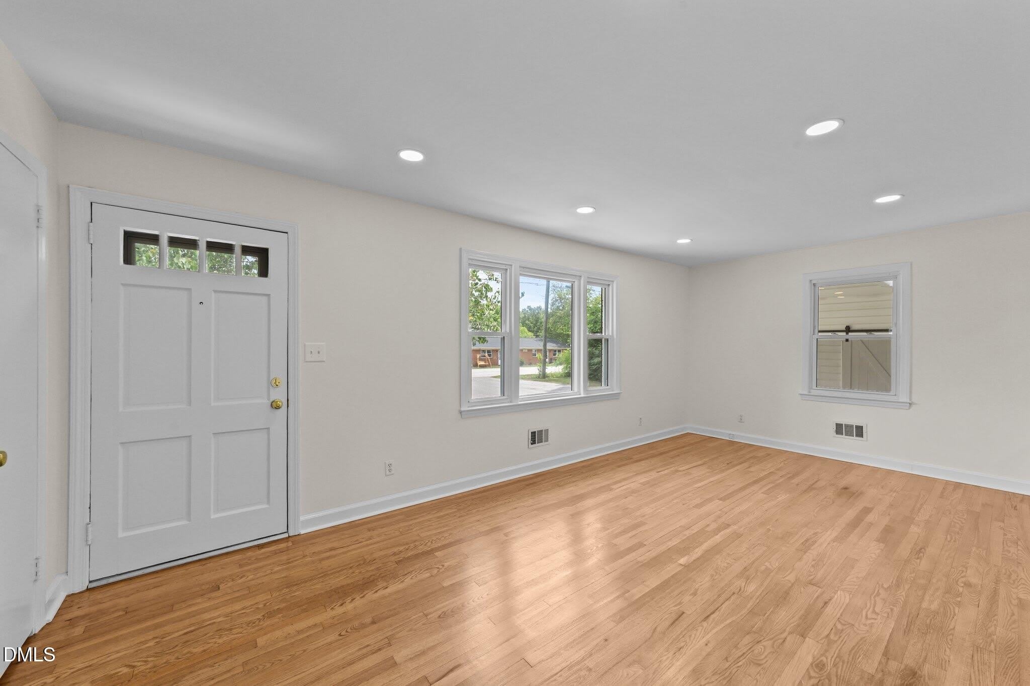314 Wrenn Street – photo 3