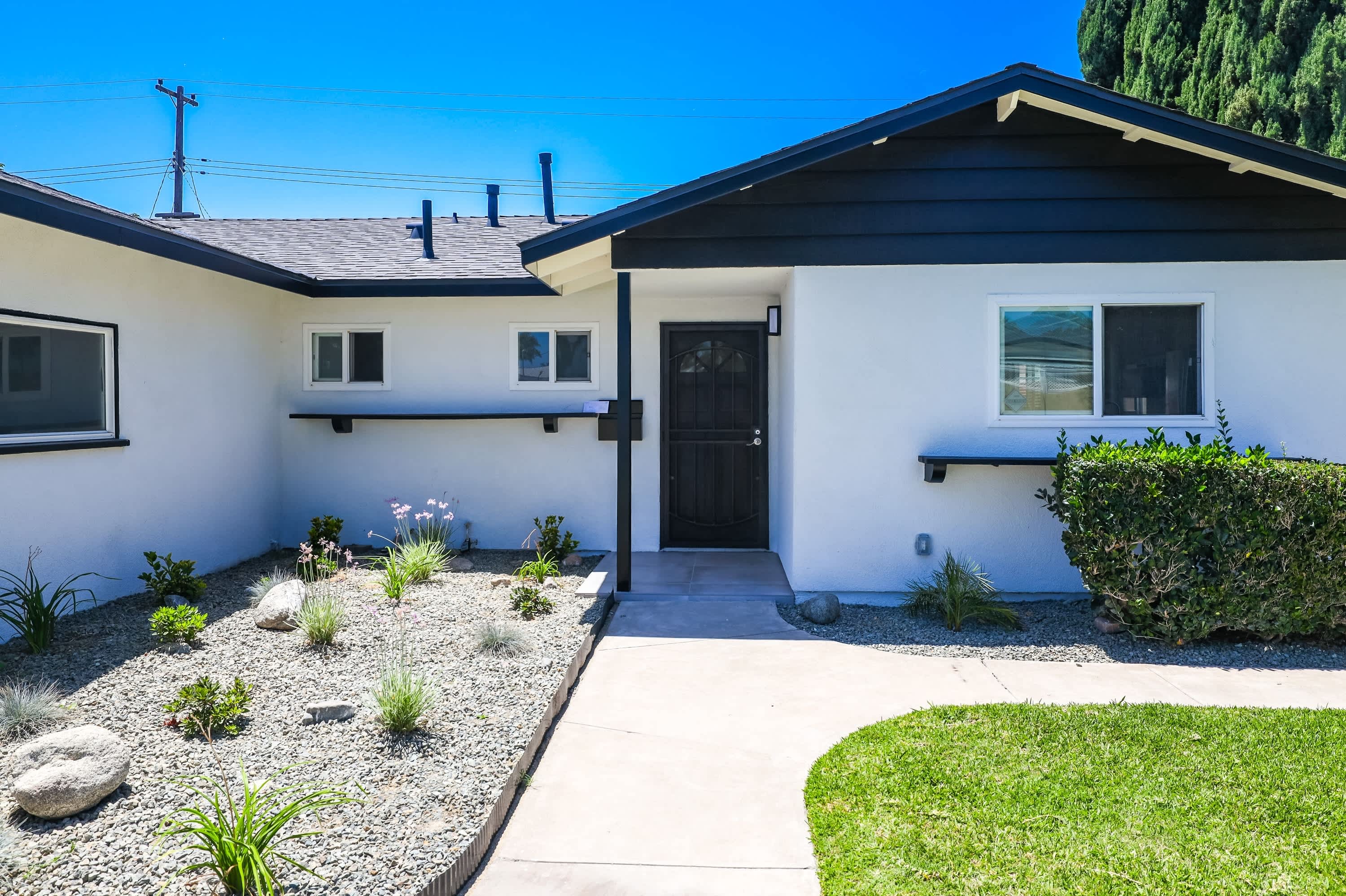 13871 Ward Street – photo 3