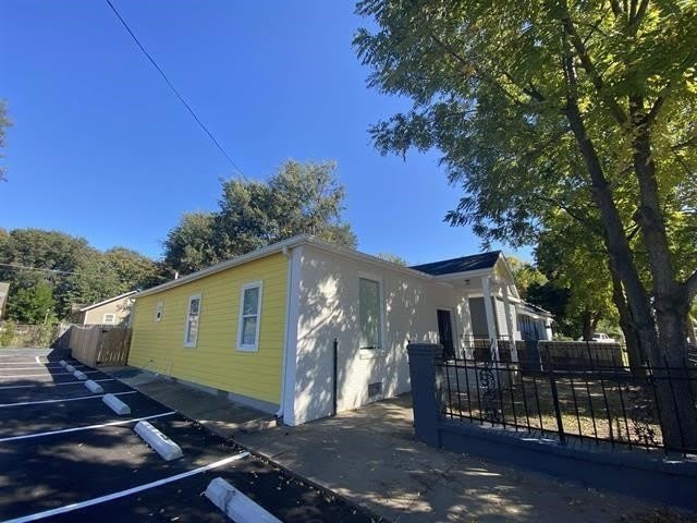 1928 SOUTHERN Ave – photo 2