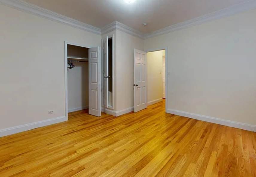 442 E 78th St – photo 2
