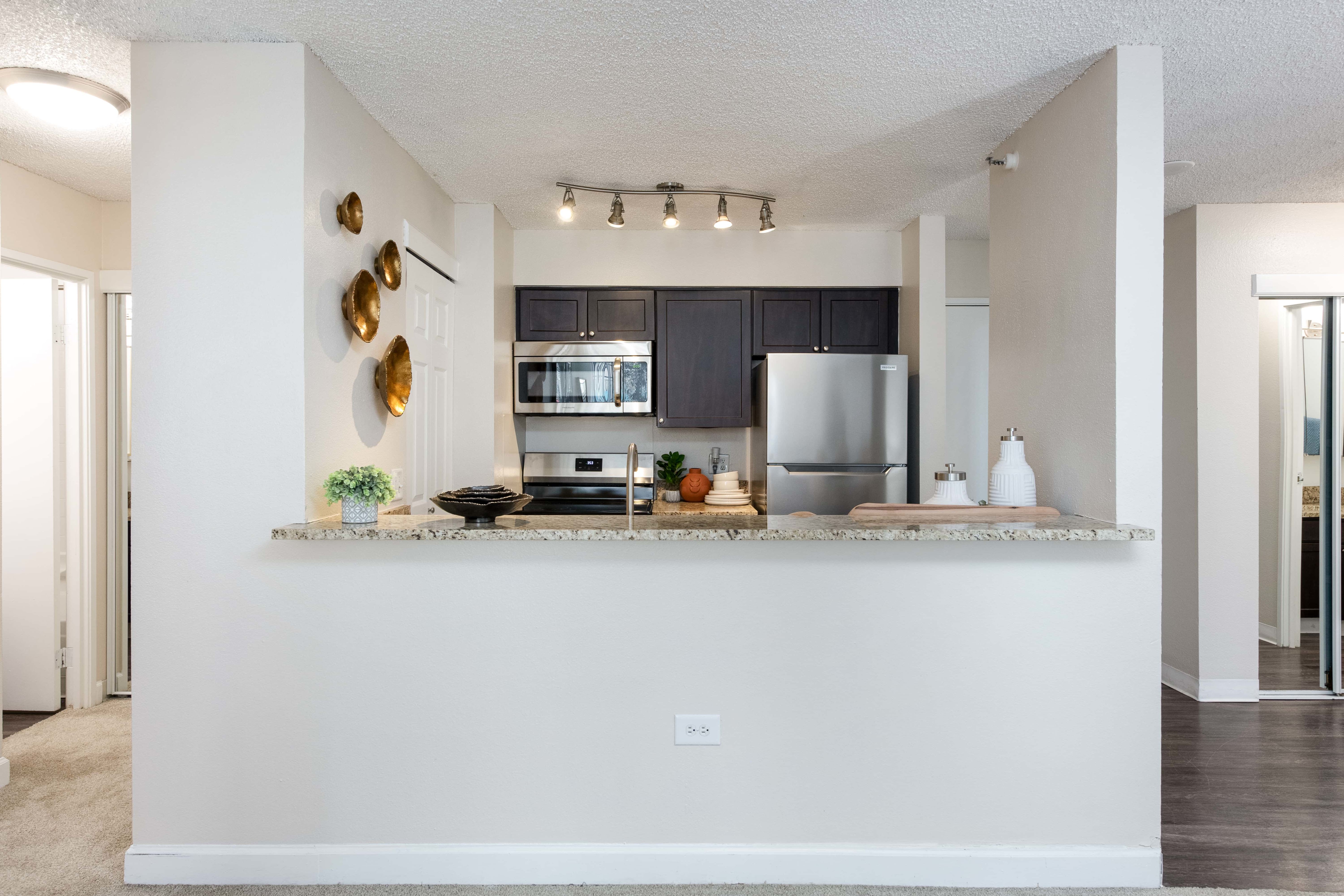 300 East Seventeenth – photo 3