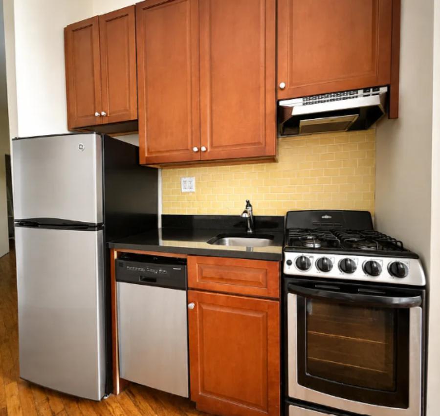 135 West 24th Street – photo 5