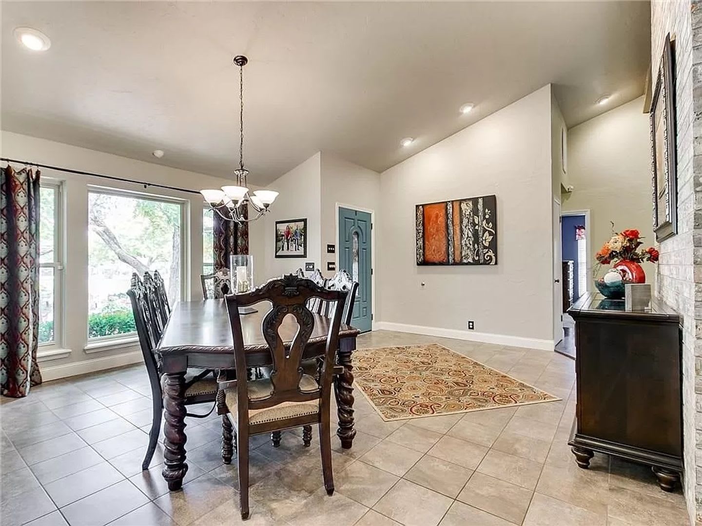 300 Move In Special Spacious And Beautiful 4 Bedroom 2 Bathroom Home In Edmond 300 Move In Special – photo 1