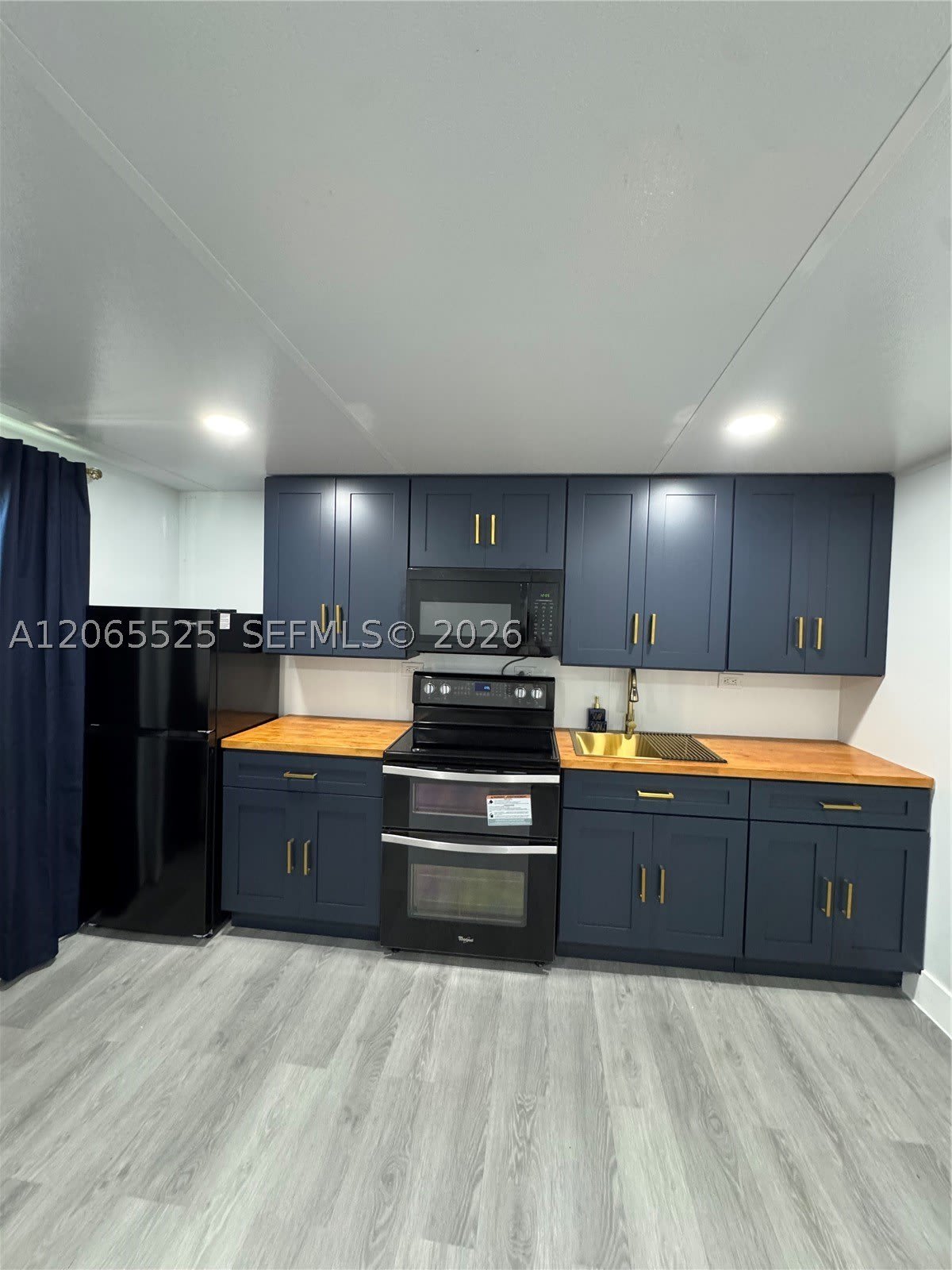 2461 NW 14th St – photo 5