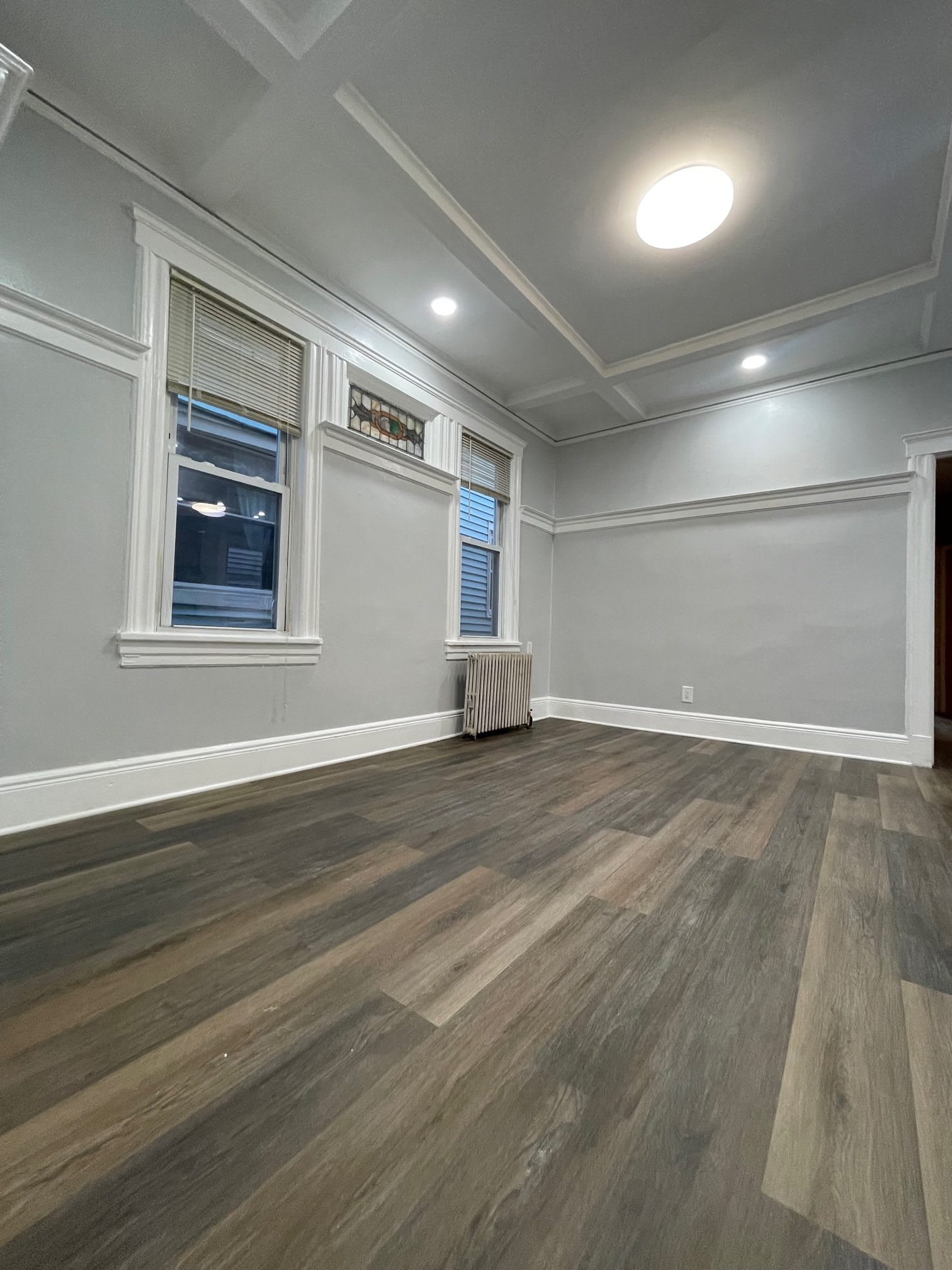 106 Romaine Ave – photo 4