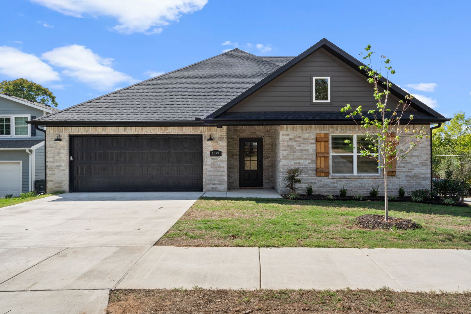 Student Housing Near the University of Arkansas! – photo 2