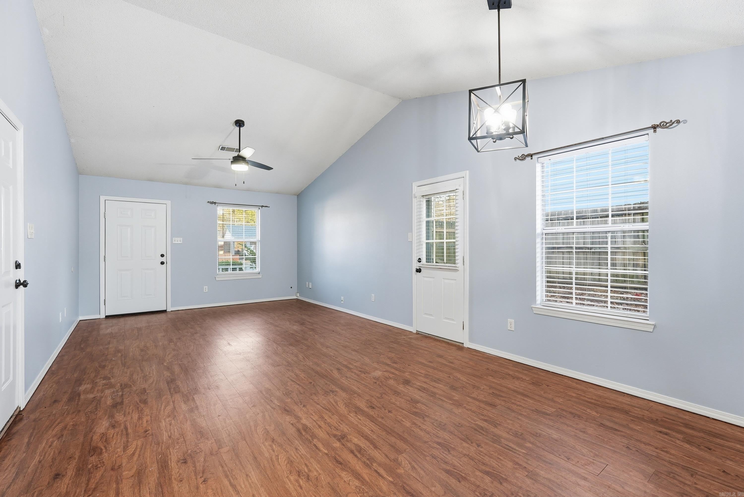 1201 Copper Creek – photo 5