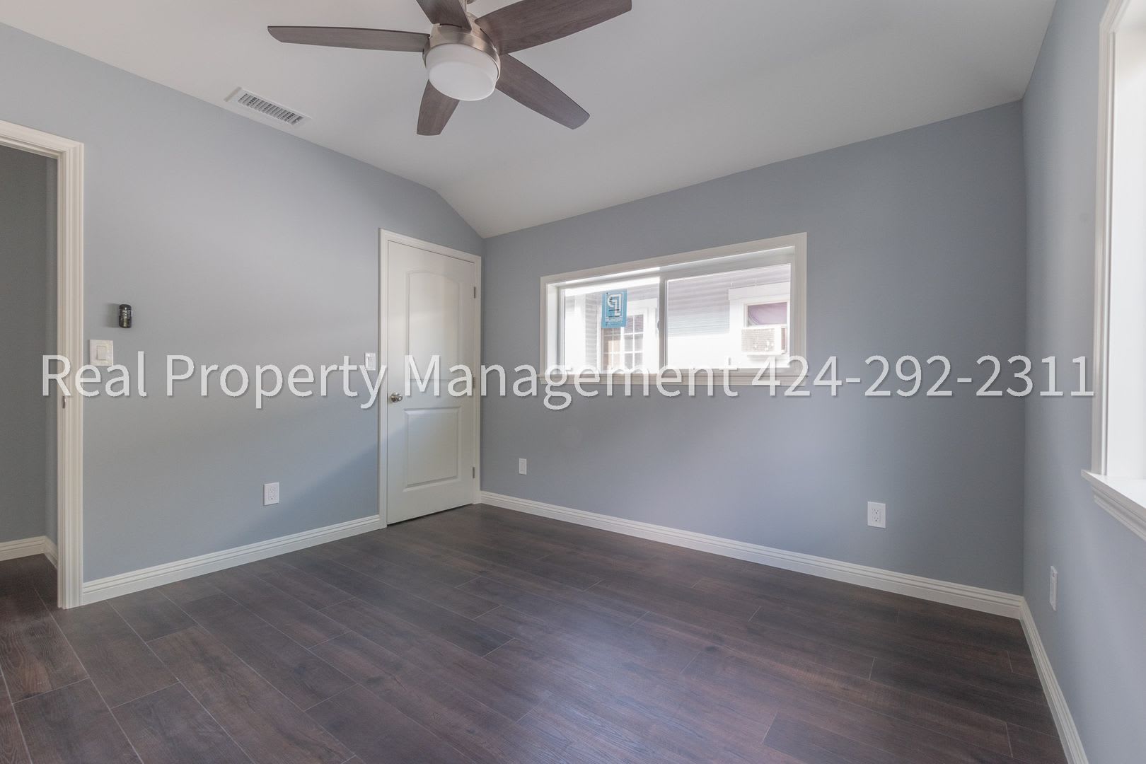 Dont miss out this 4 Bed 2 bath – photo 2