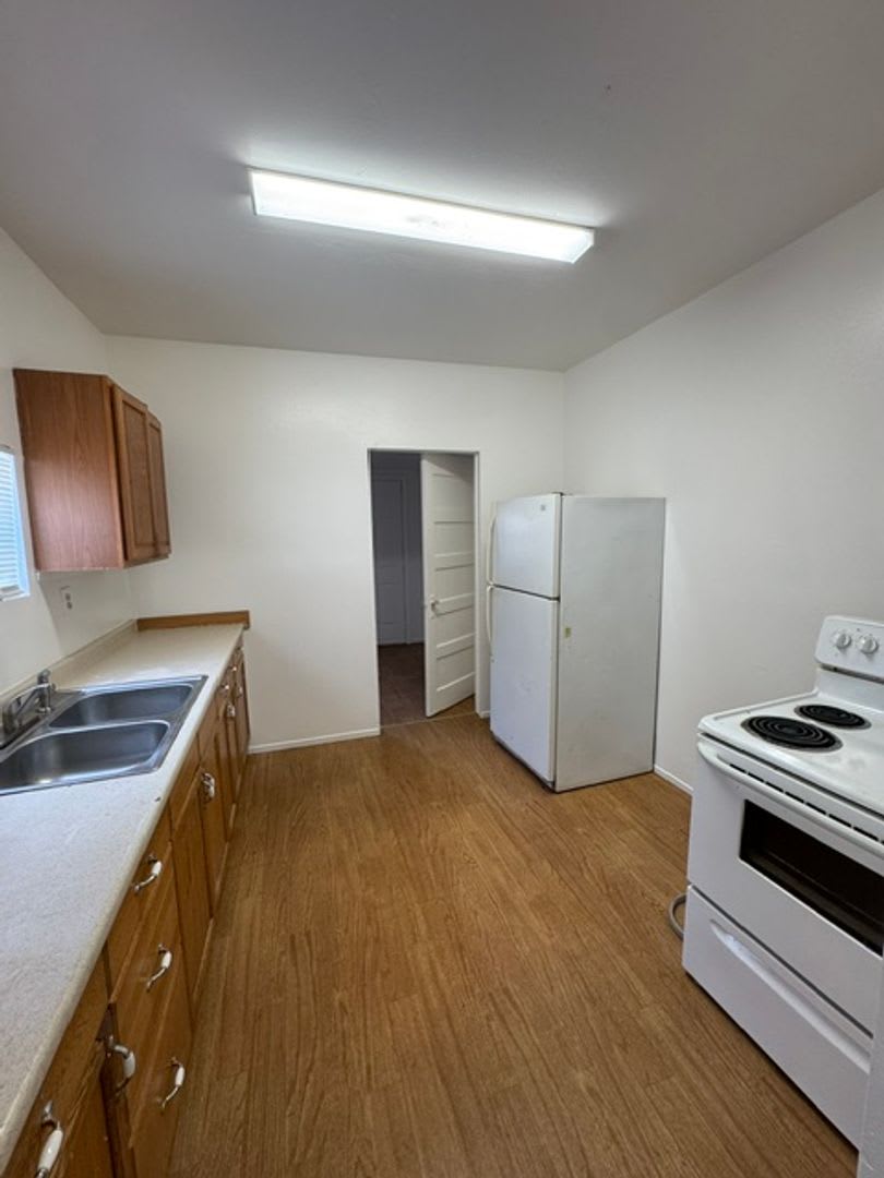 House Available – photo 1