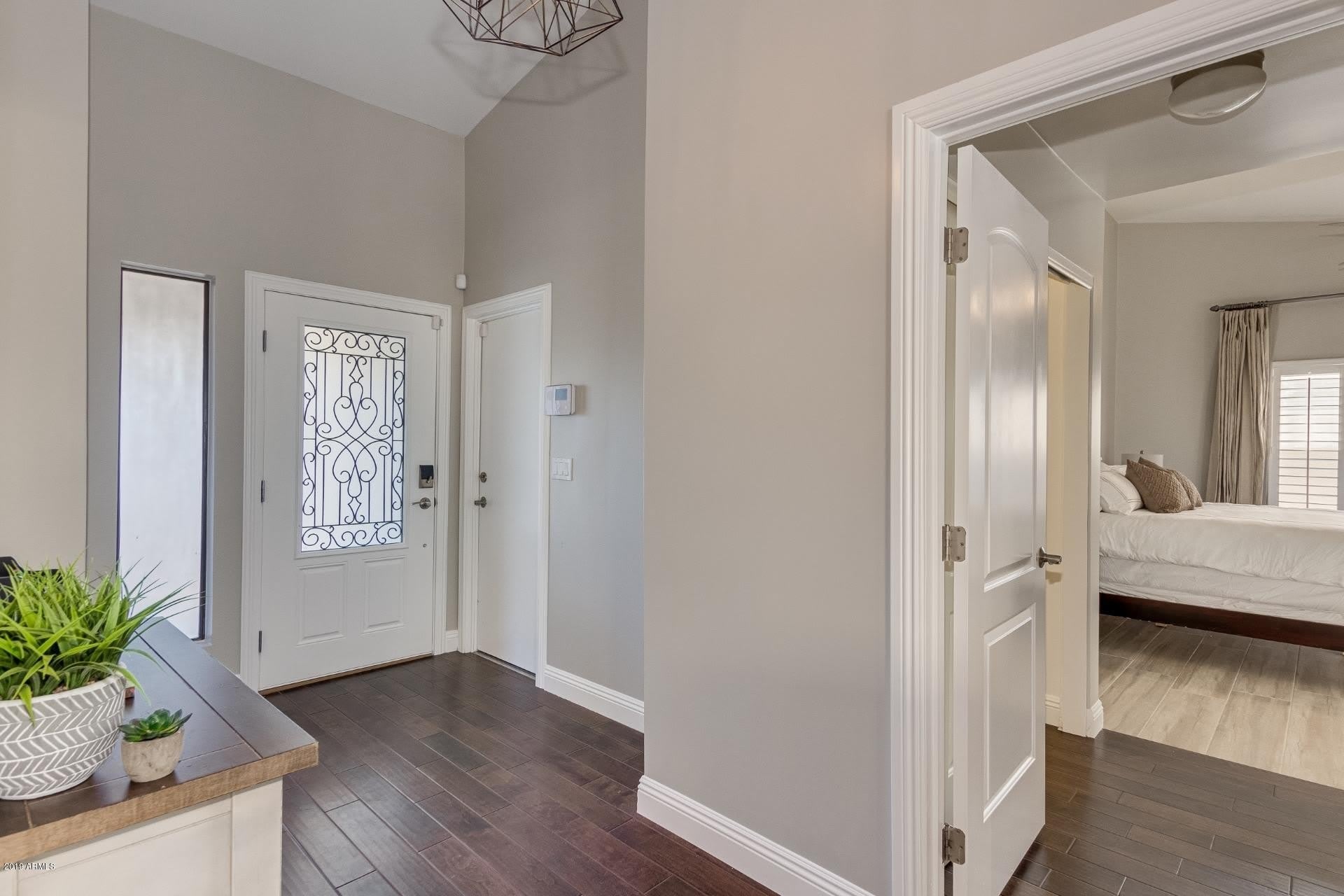 6218 E WALTANN Lane – photo 2