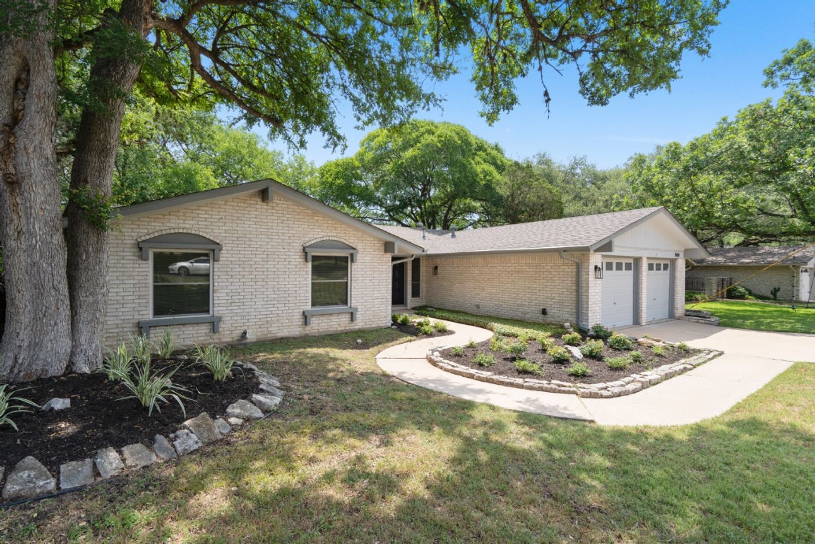 11651 River Oaks Trl, Austin, Texas 78753 – photo 2