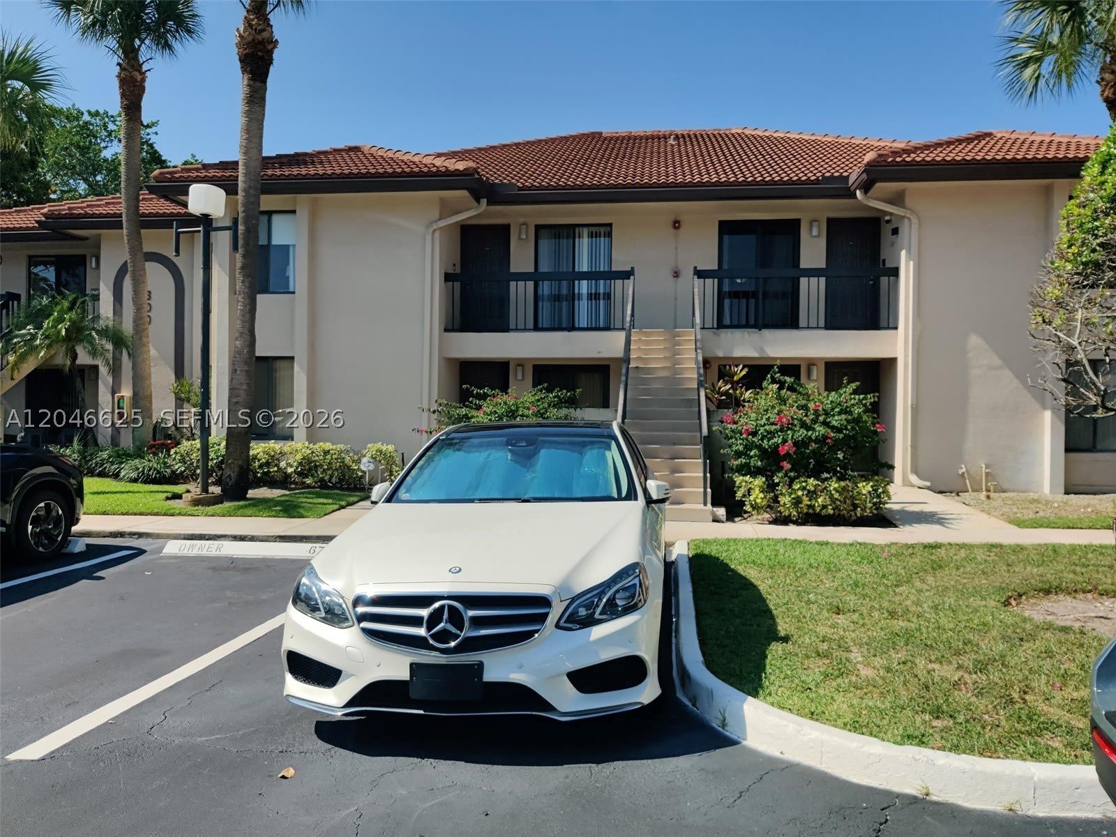 300 E Club Cir – photo 3