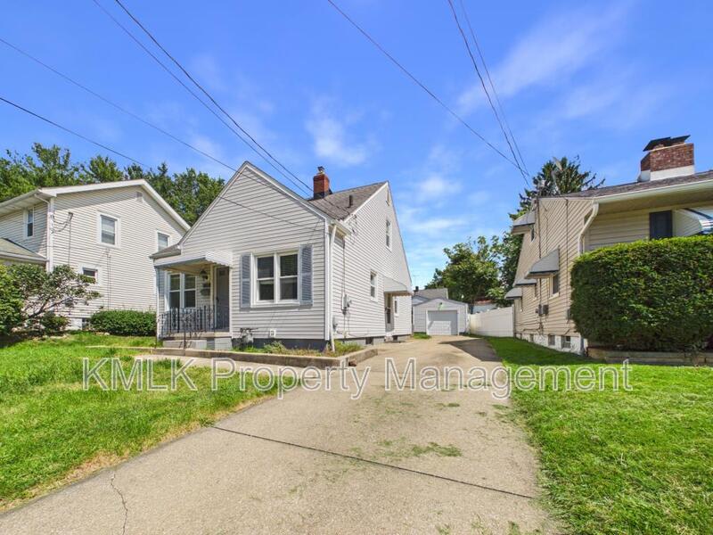 1263 Atwood Ave – photo 2