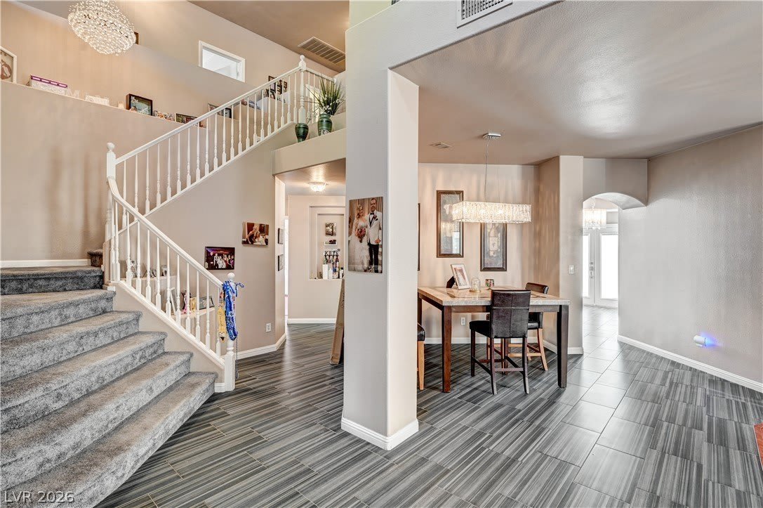 3910 Crooked Oak Street – photo 3