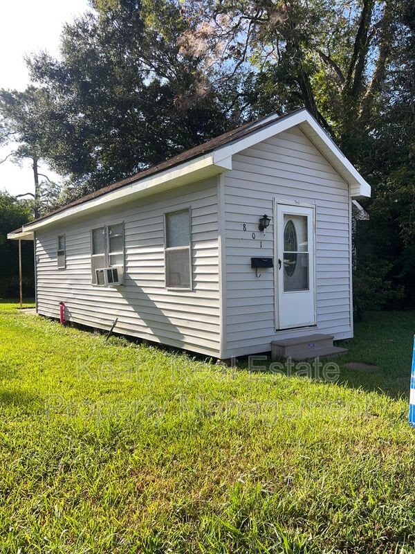 801 S East Street – photo 2
