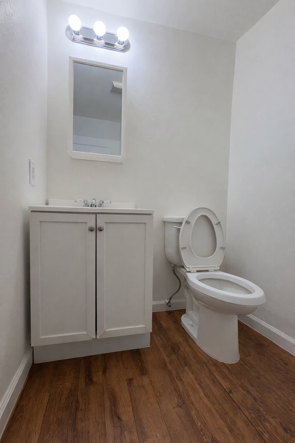 11754 Jones St – photo 4
