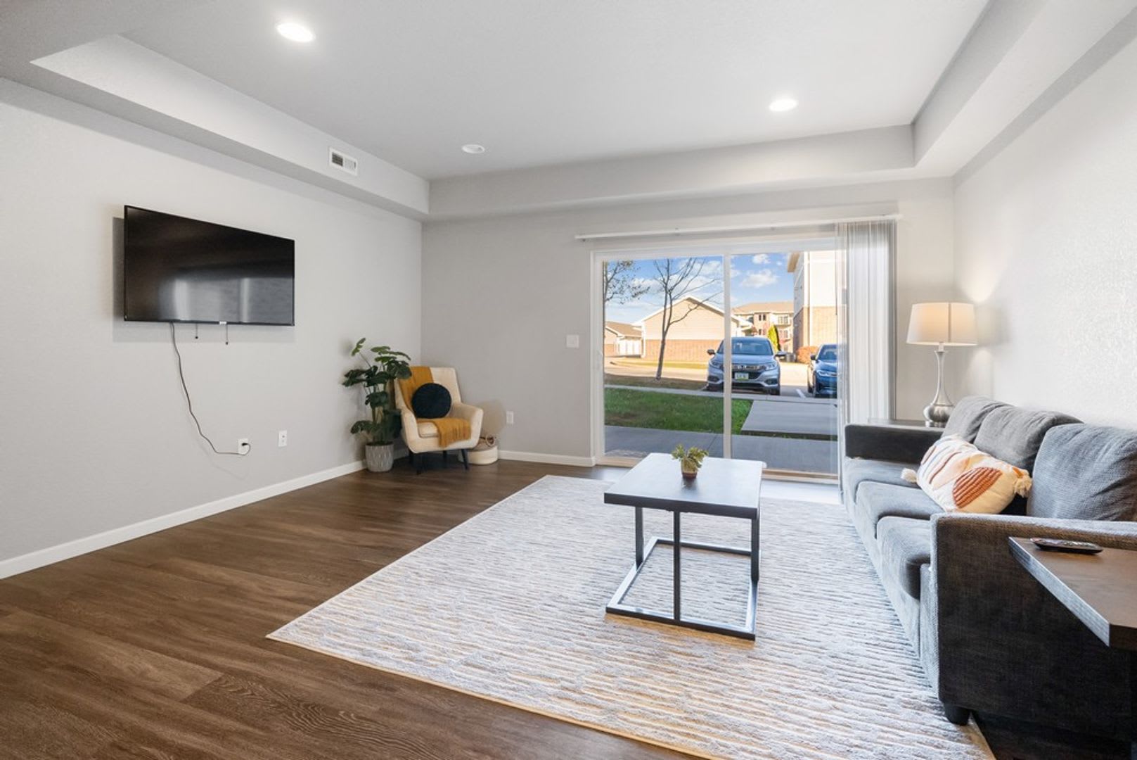 Willow Falls Apartments – photo 5