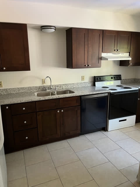 1246 Park Drive – photo 4