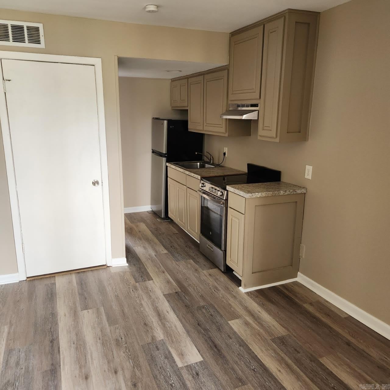 14707 Kanis Road – photo 3