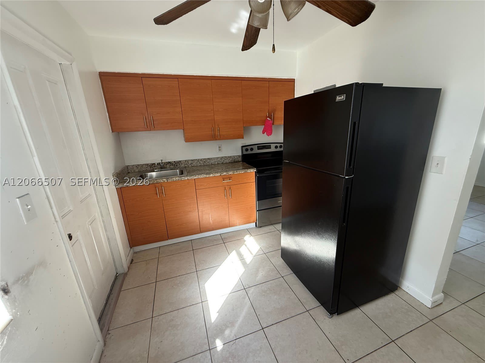14355 Ne 6Th Ave – photo 3