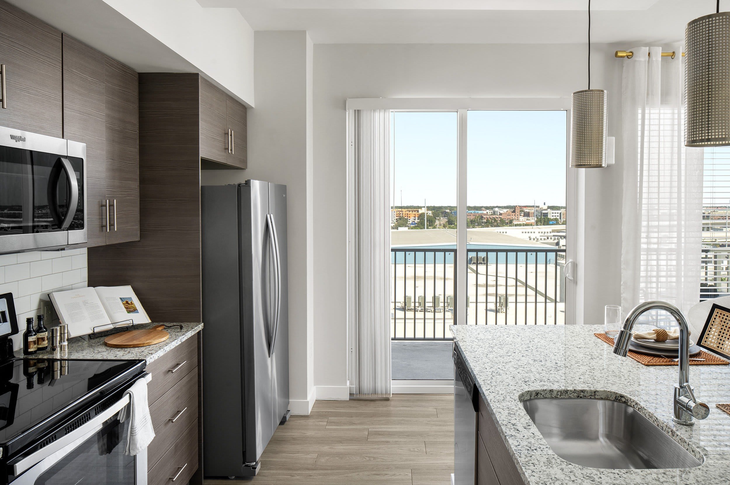 Channel Club Apartments – photo 5
