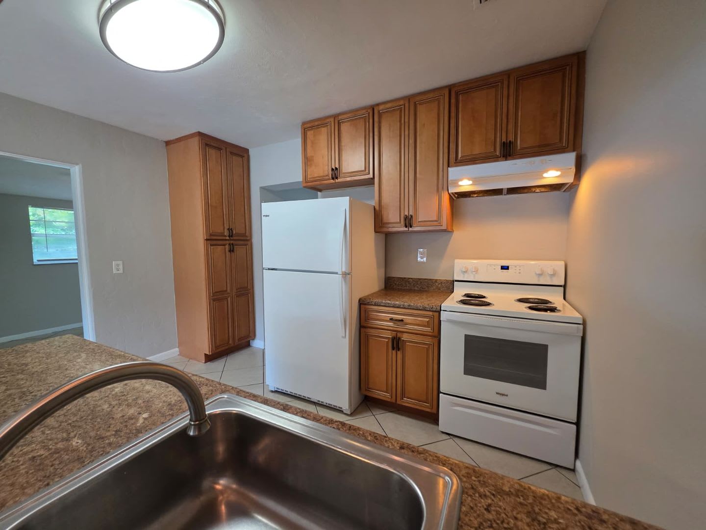 Three Bedroom Home Centrally Located – photo 3