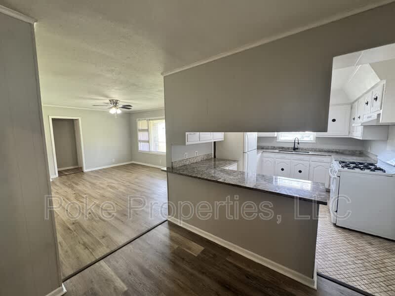 1506 Arkansas St. – photo 3