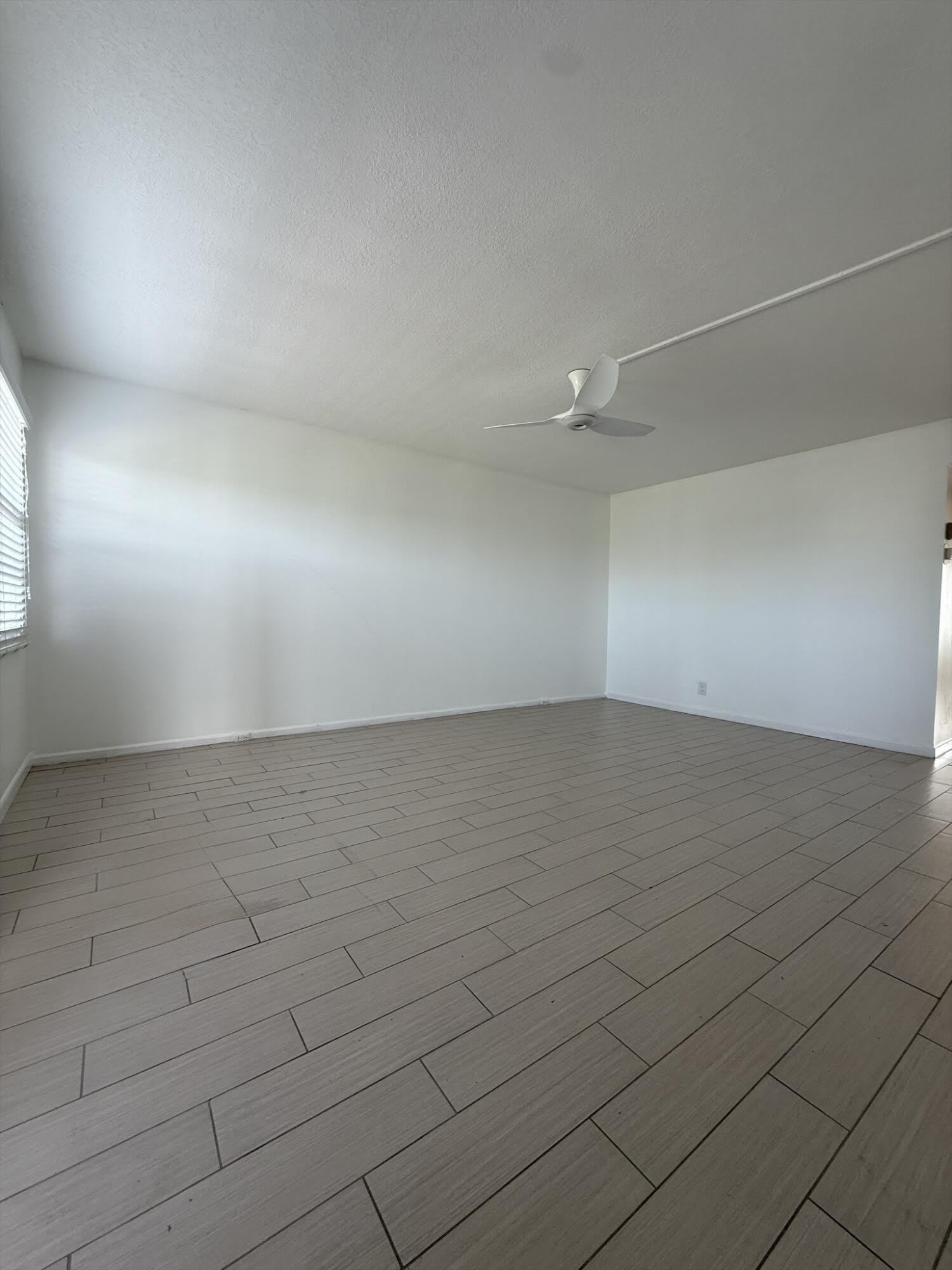 4085 Cornwall E – photo 3