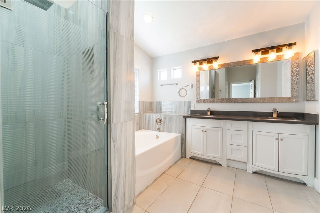 1583 Comfort Hills Street – photo 3