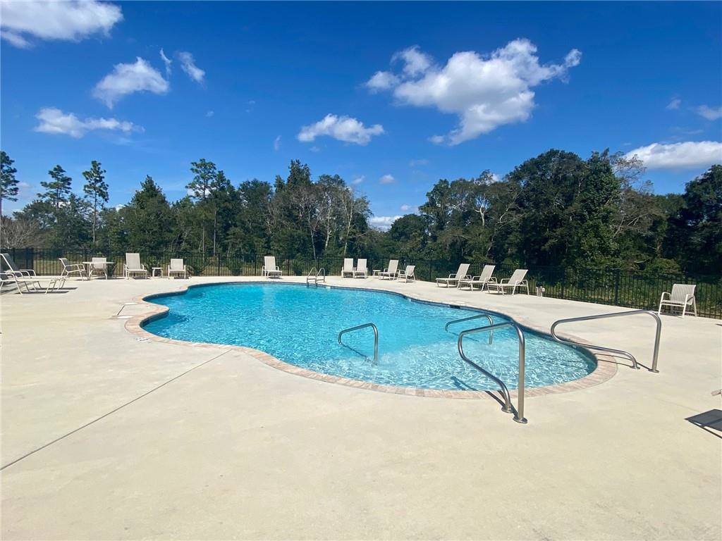 10849 BURLINGTON DR N – photo 3