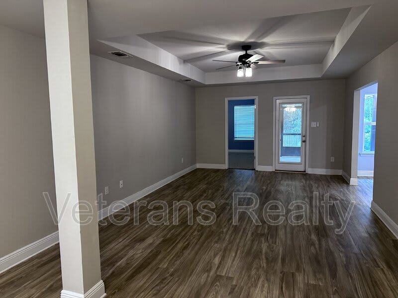 14073 Fox Hill Dr – photo 3