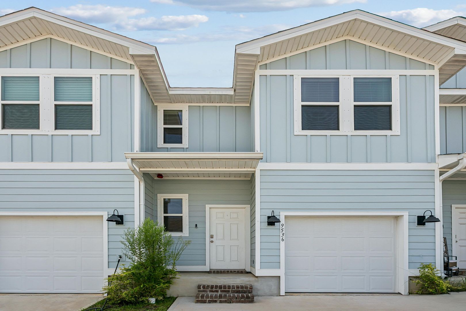 Gated Community – photo 1