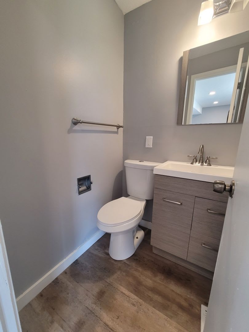Three Bedroom Townhome! – photo 5
