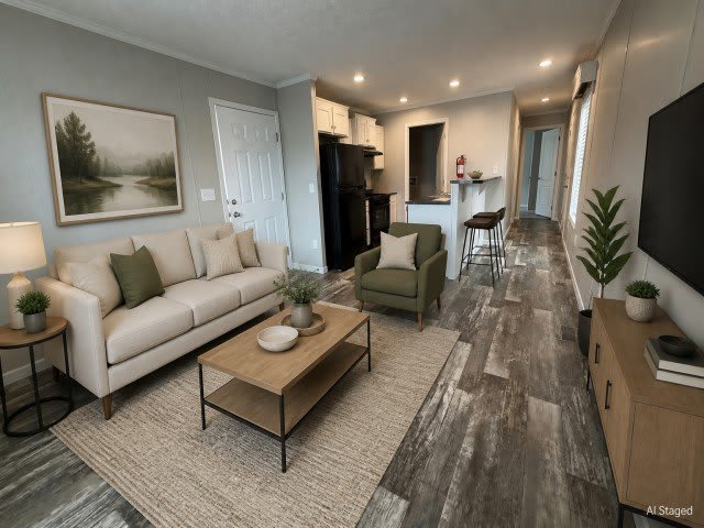 31 Randall Ave – photo 2